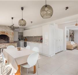 Luxury 6 Bedroom Seafront Villa with pool and Separate Apartment along Secluded Beach near Hvar Town, Sleeps 10-12